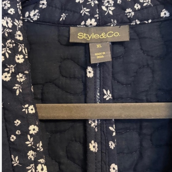 Style & Co Women’s Plaid Quilted Coat Sz X-Large Navy/White - Picture 3 of 6